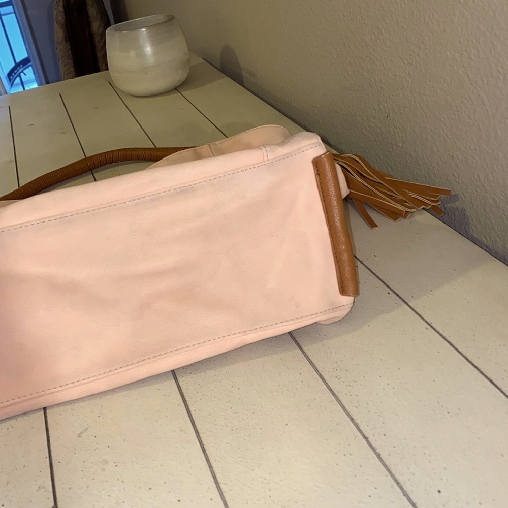Olivia + Joy peach & brown shoulder bag zip pocket - Picture 3 of 9